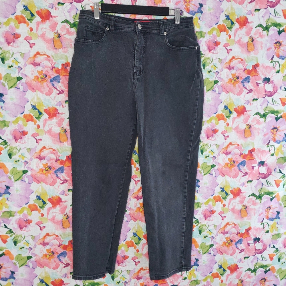 Vintage Gloria Vanderbilt Black Washed Missy Short Size 16 Womens Jeans